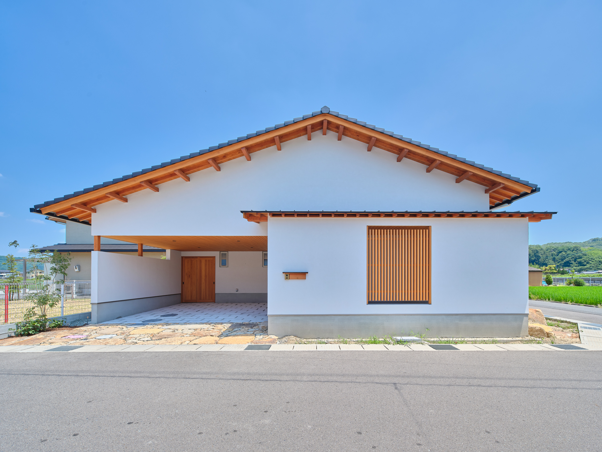 田園風景を眺める家